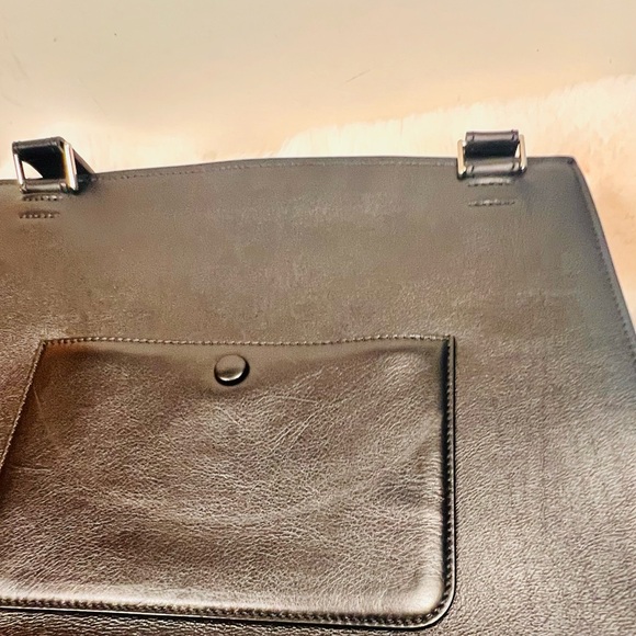 Two tone Celine Hand bag with complete inclusion!! - Picture 13 of 13